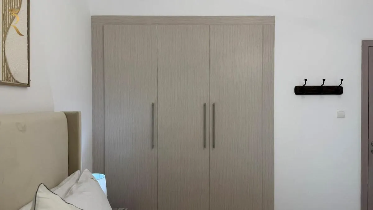 Waters Edge Retreat Cozy 1Br With Private Balcony Apartment Abu Dhabi 0*,